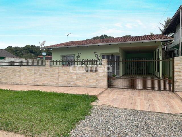#088 - Casa para Venda em Balneário Barra do Sul - SC - 3