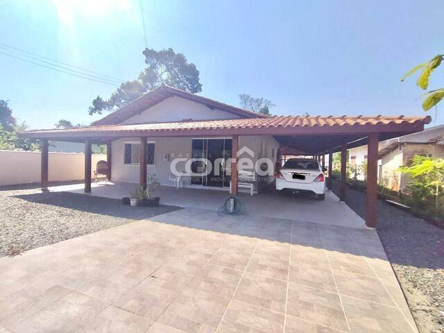 #090 - Casa para Venda em Balneário Barra do Sul - SC - 1