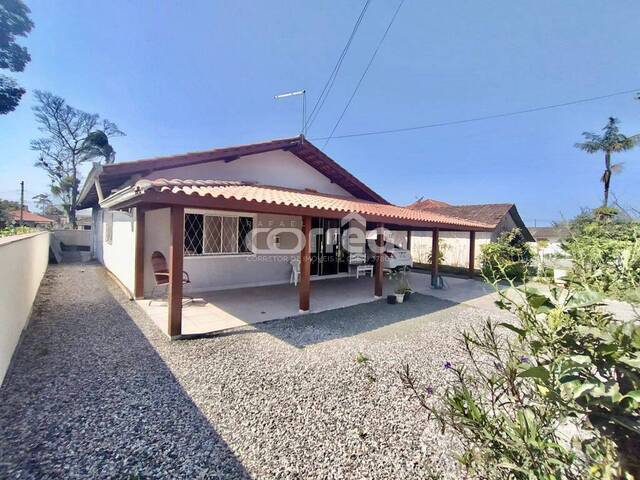 #090 - Casa para Venda em Balneário Barra do Sul - SC - 2