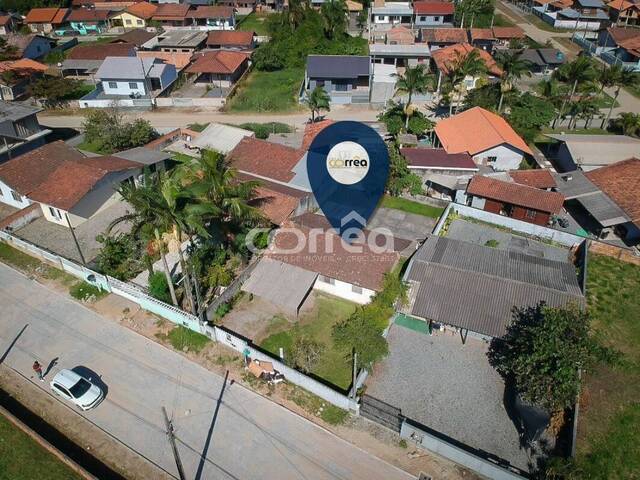 #180 - Casa para Venda em Balneário Barra do Sul - SC - 2