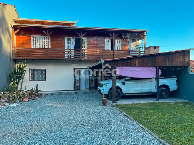Venda em Costeira - Balneário Barra do Sul